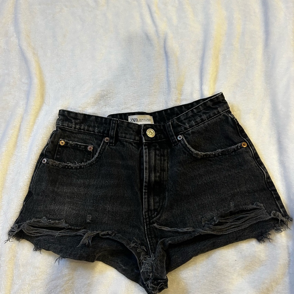 Zara Black Jean Shorts High-Waisted Distressed